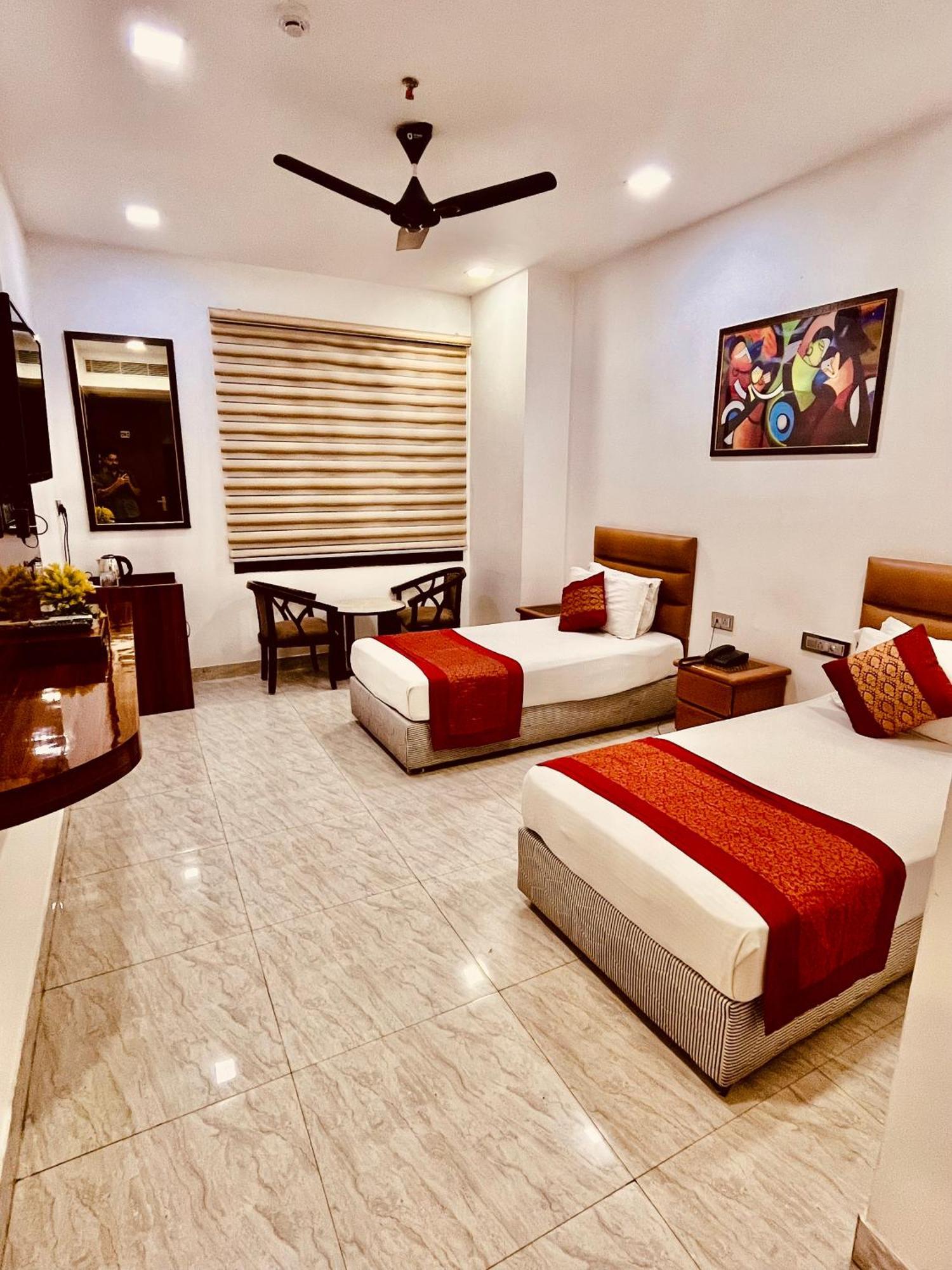 Amora Rooms Dwarka Nueva Delhi Exterior foto