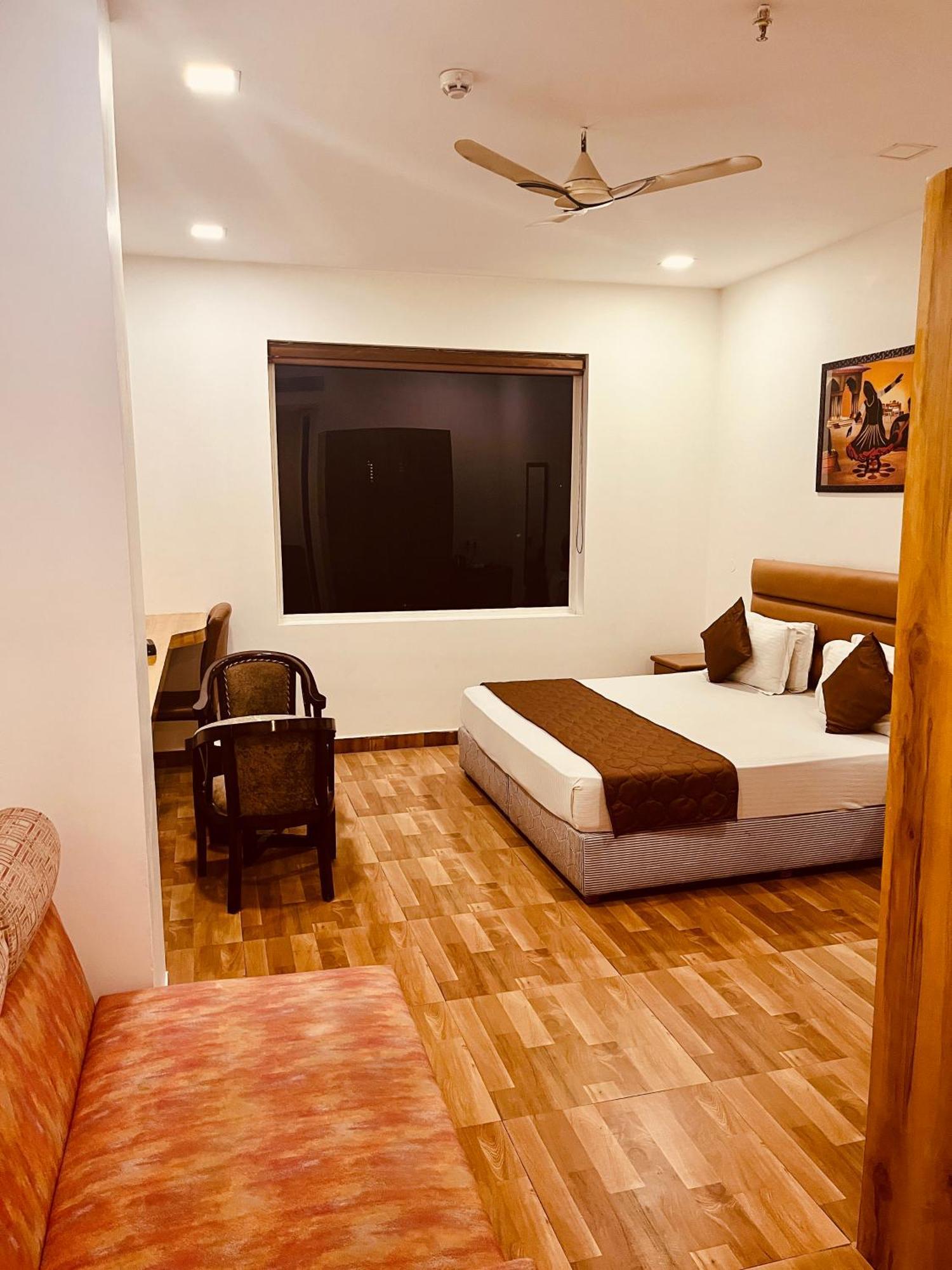 Amora Rooms Dwarka Nueva Delhi Exterior foto